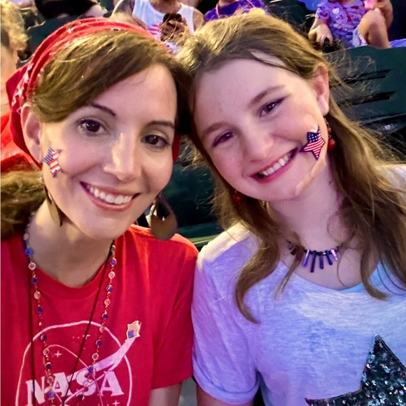 Meet Posher, REGAL Adrienne ✨✨👸🏻✨✨ - Picture 7 of 17